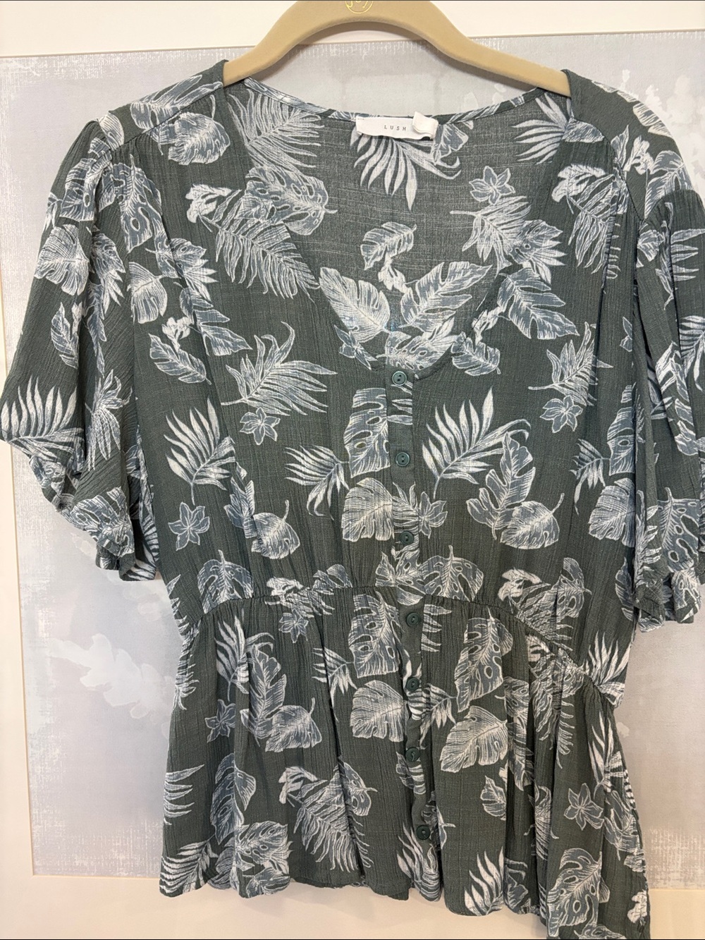 Lush Green Leaf Print Button-Front Peplum Blouse